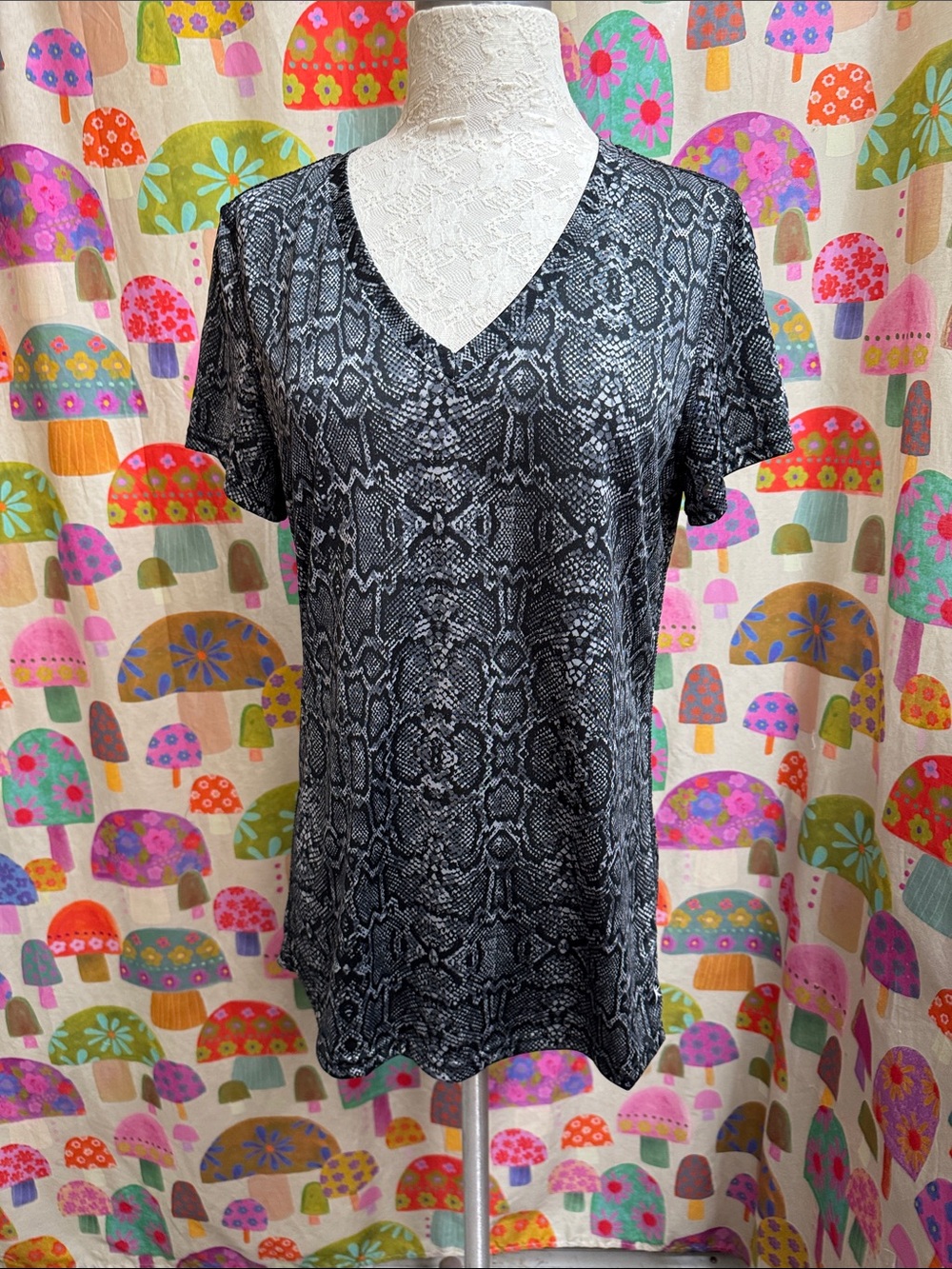 Danskin Now Dry Fit S/S Top. Large